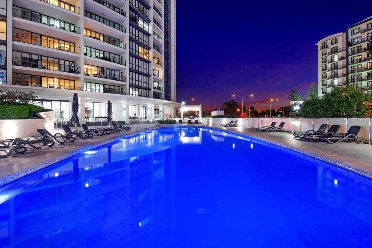 Modern 2 Bedroom Apartment in Sierra Grand Gold Coast Buitenkant foto